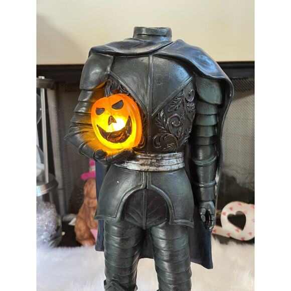 Halloween 15" Sleepy Hollow Headless Horseman Soldier Knight LED Light Up Statue - Picture 3 of 5
